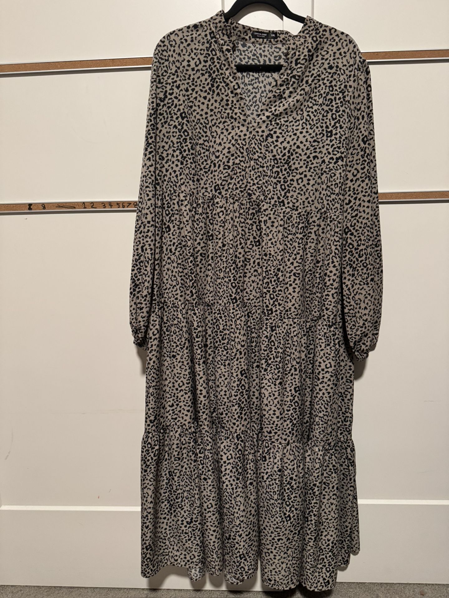 7 Dresses Sizes L-XL- 1 X