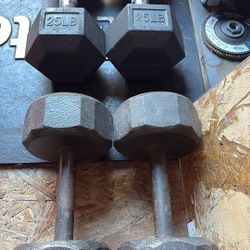 2 Sets Of Dumbbells  15lbs & 25lbs Sets $60