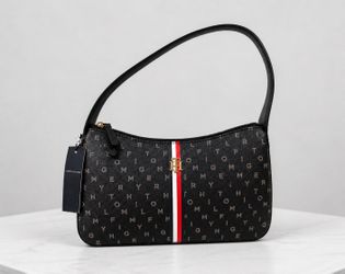Tommy Hilfiger Flow Shoulder Bag – Black – Clean