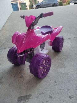Girls 6 Volt ATV Power Wheel for Toddler