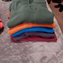 Mens thermals Mens M all for $15