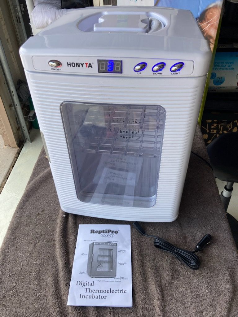 Reptipro6000 25L Portable Reptile Scientific Lab Incubator