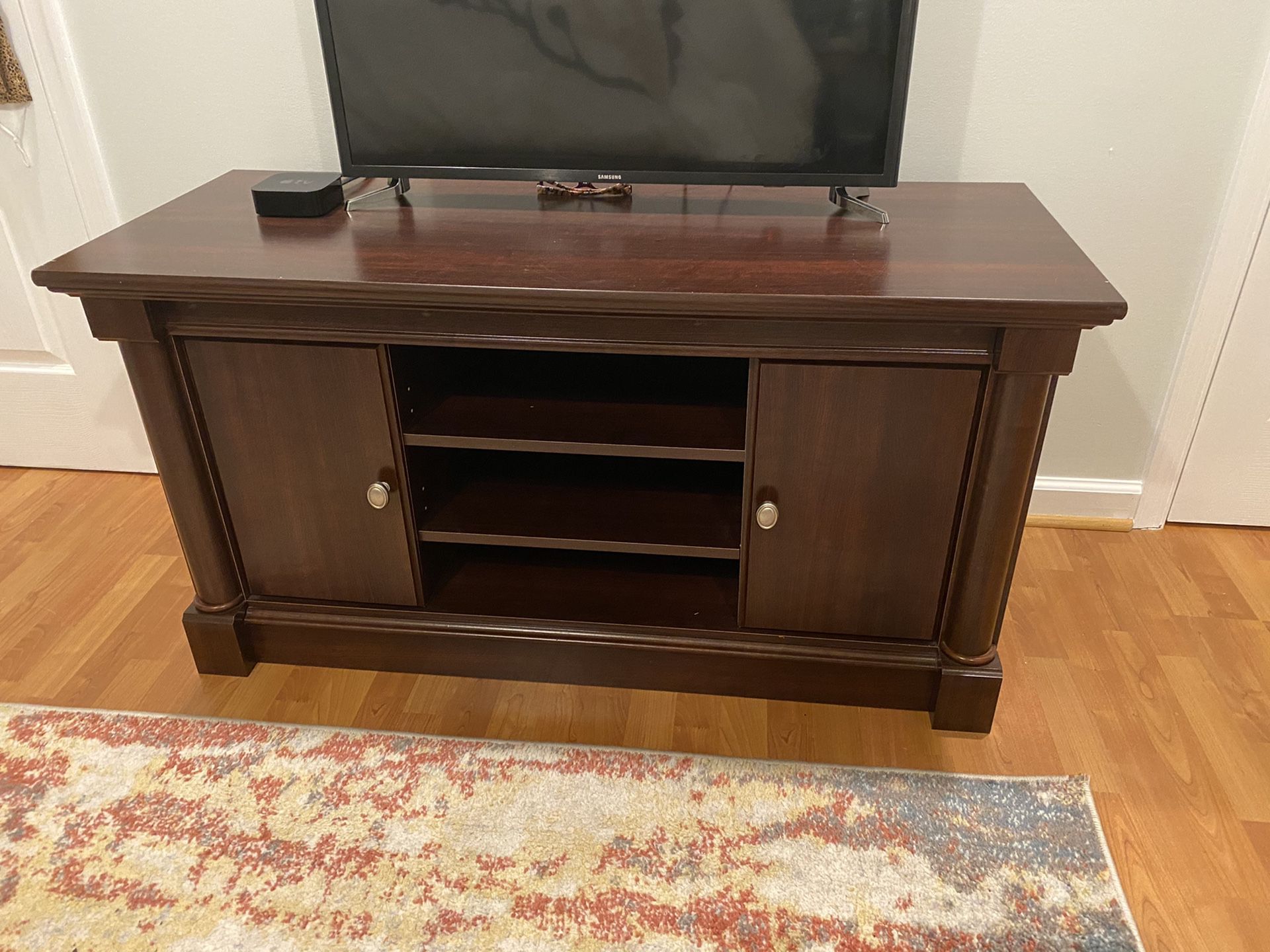 TV Stand, For TV's up to 50", Cherry finish