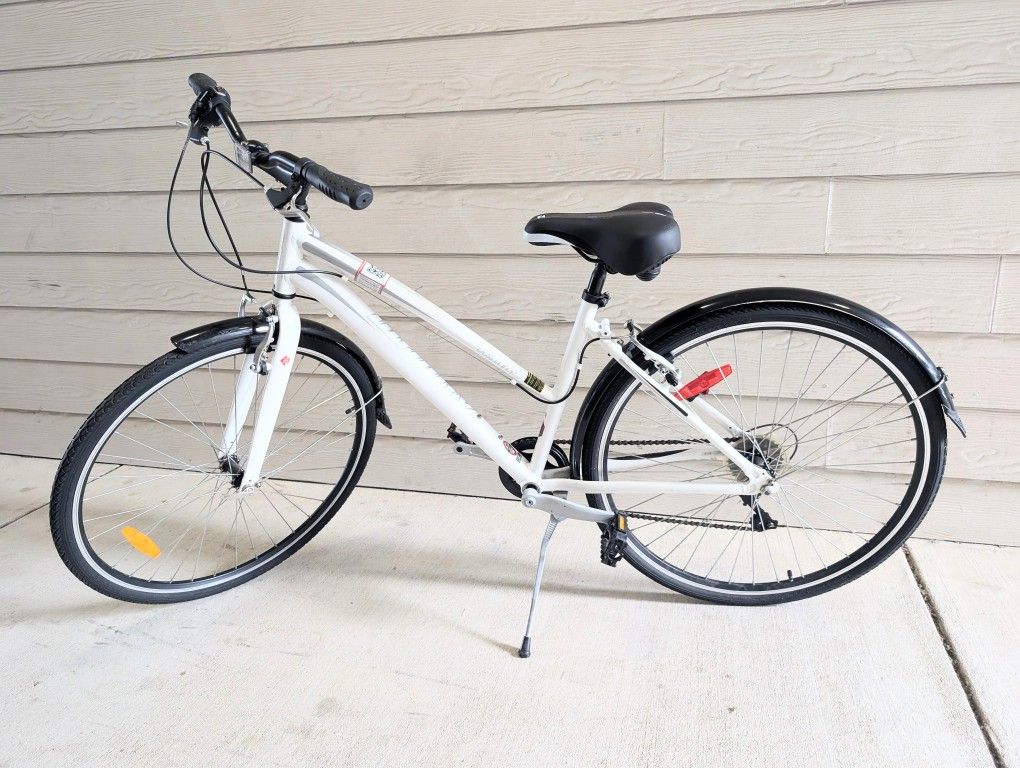 Infinity Bossthree 700c/28" Aluminum Hybrid Bike (Good Condition)