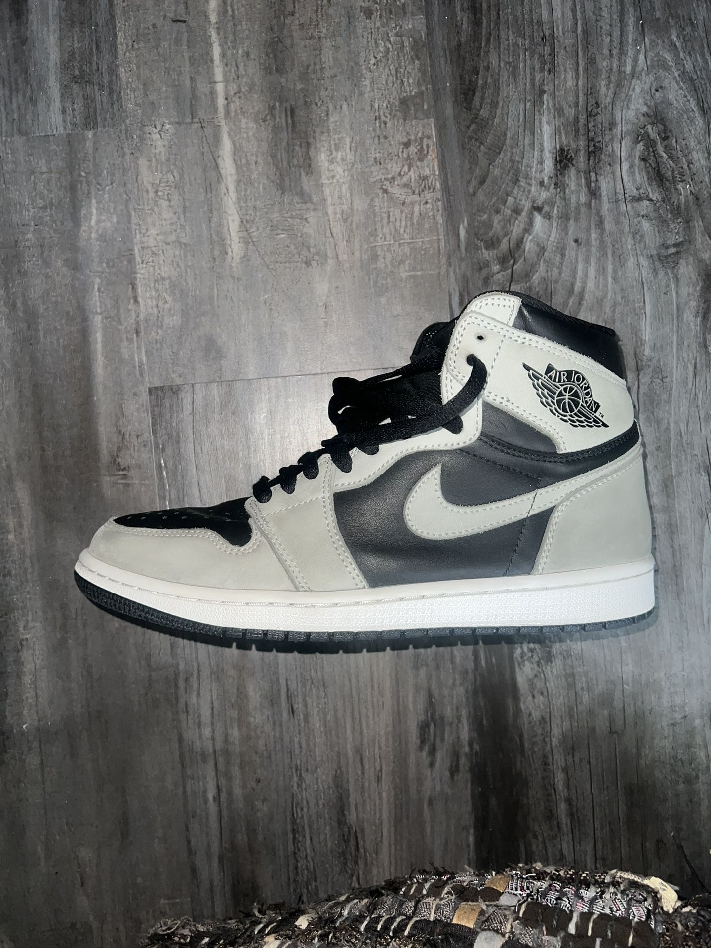 nike Air Jordan Retro 1 Black And Shadow Grey