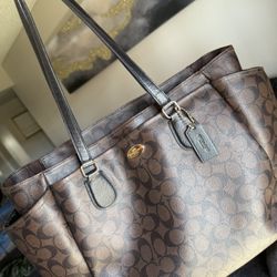 Coach Diaper Bag oBO