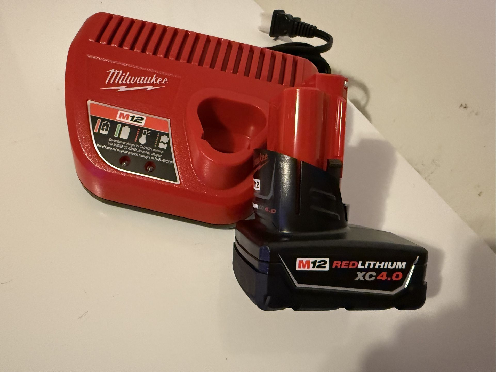 M12 4.0ah Battery And Charge