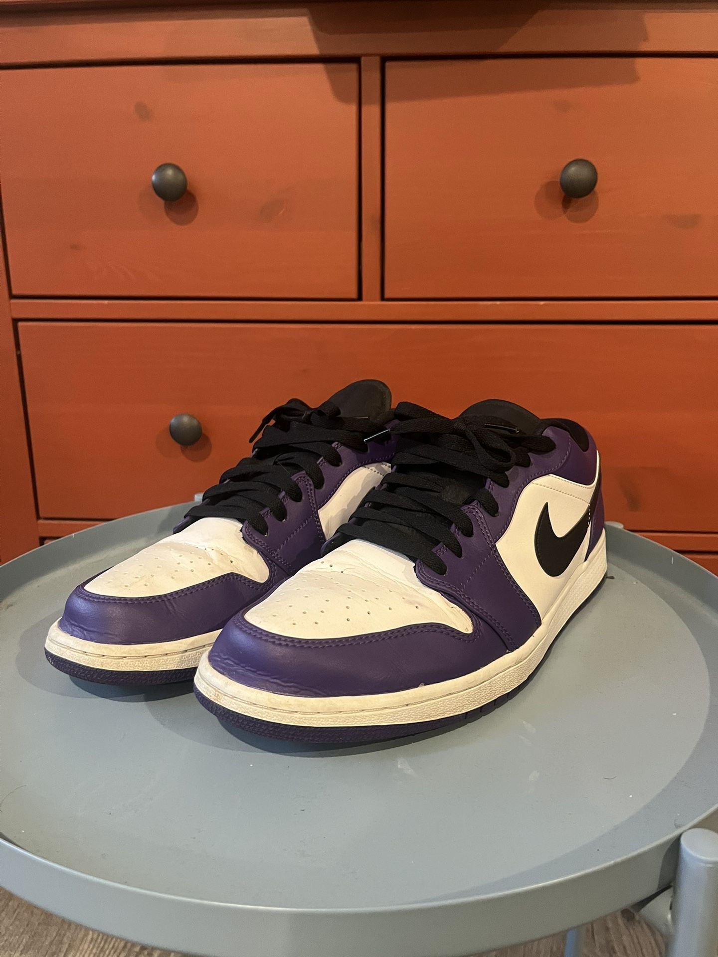 Jordan 1 Low “Court Purple”
