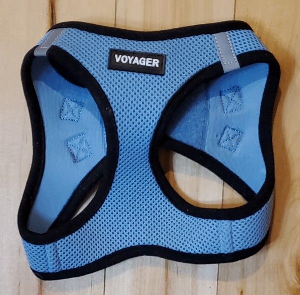 Voyager Blue Dog Harness (M)