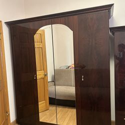 Made In Italy Eddi Rose. Make An Offer