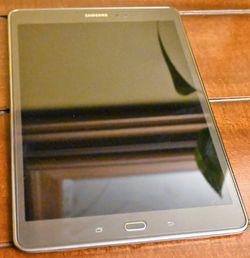 Samsung Galaxy Tab A SM-P550 16GB, Wi-Fi, 9.7in - Smoky Titanium