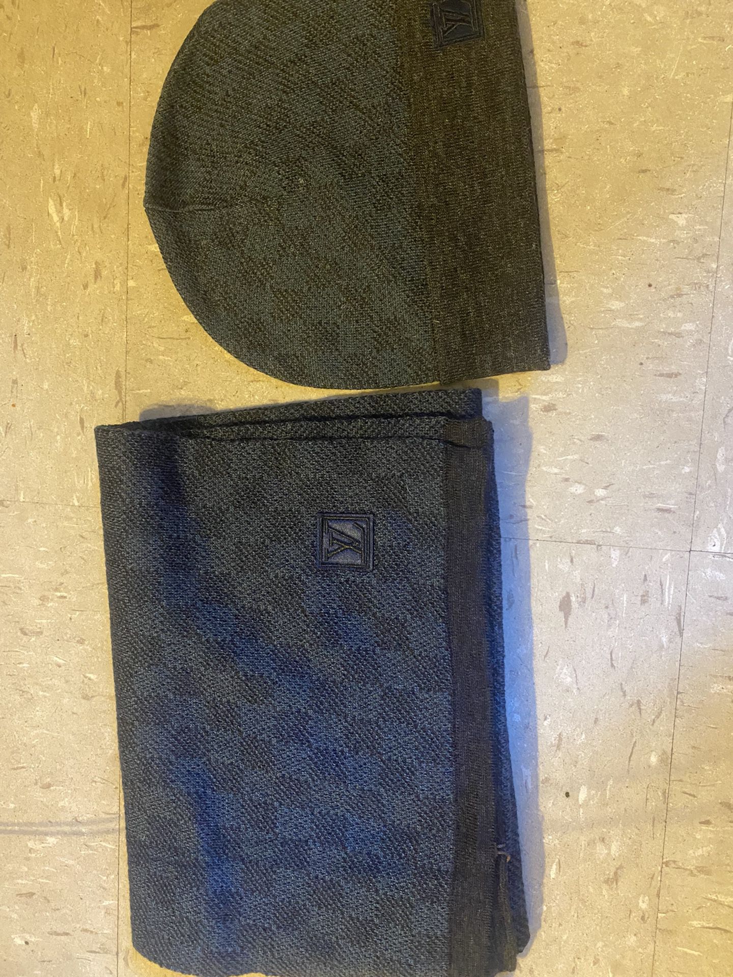 Black Lv Hat And Scarf