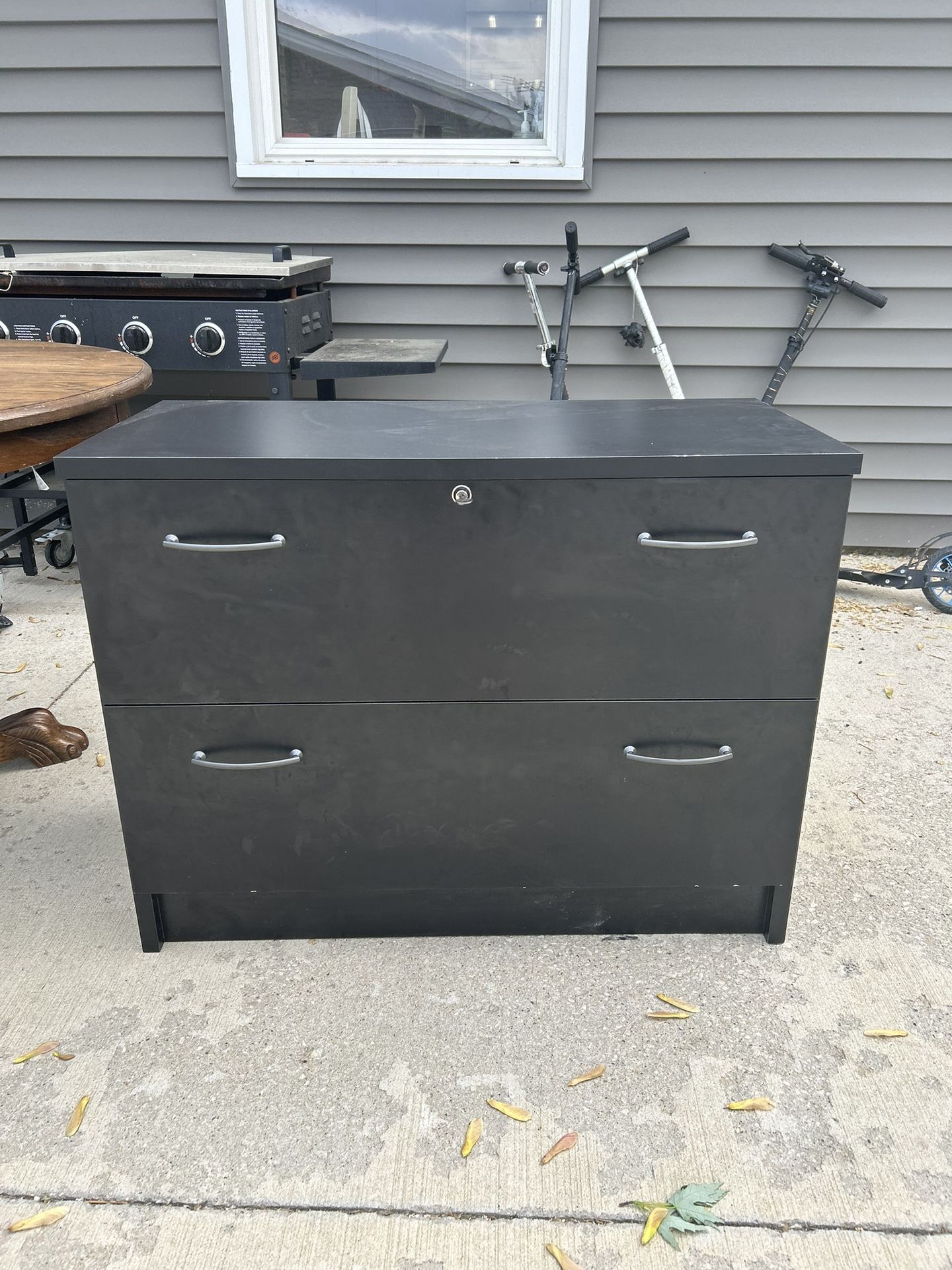 File Cabinet With Lock