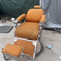 Theo A. Kochs Co. Antique Barber Chair