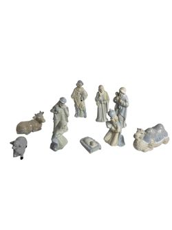 Vintage Lladro Style Porcelain Nativity Set - 9 Pieces (No Markings)