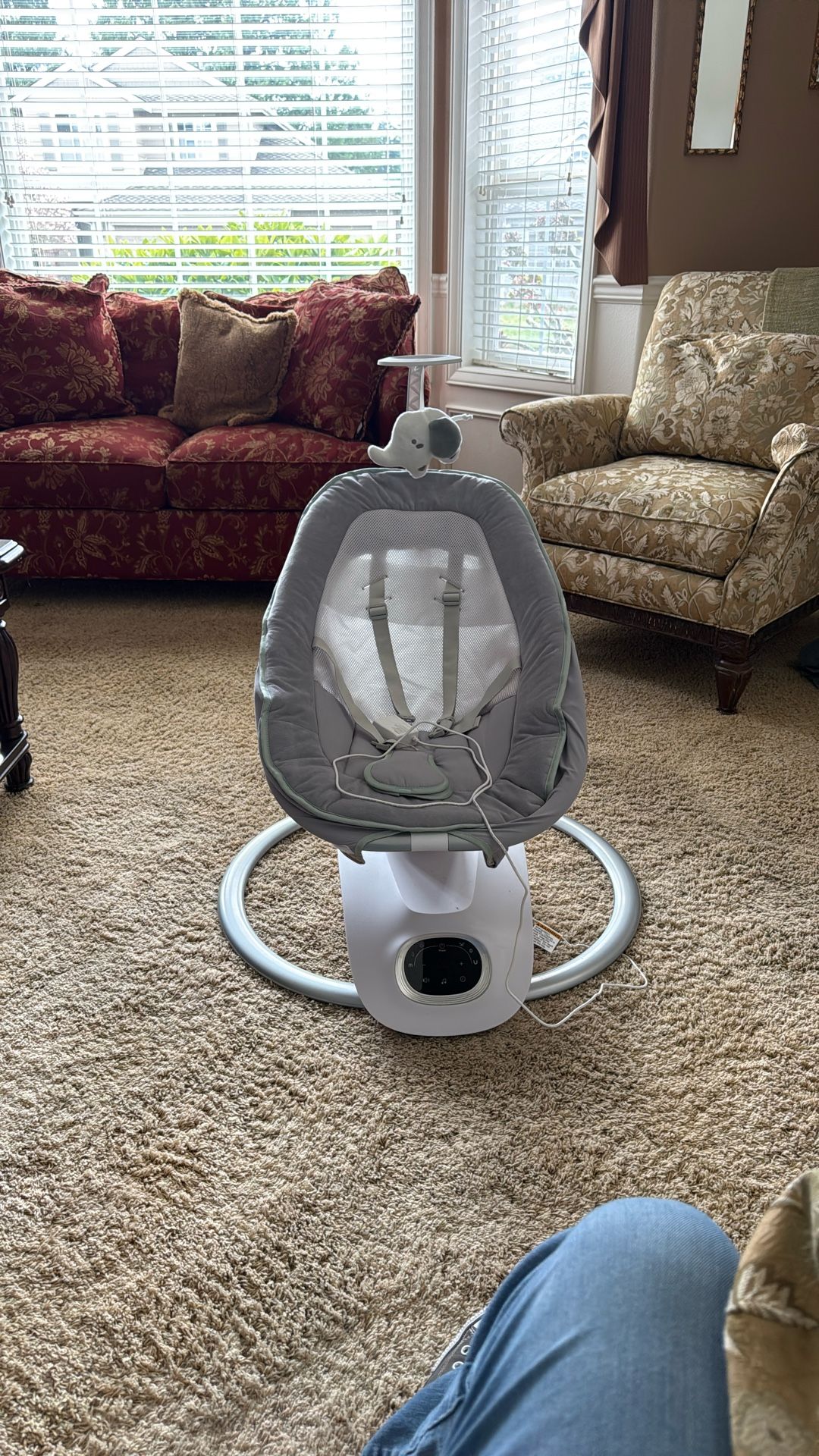 Momcozy Swing