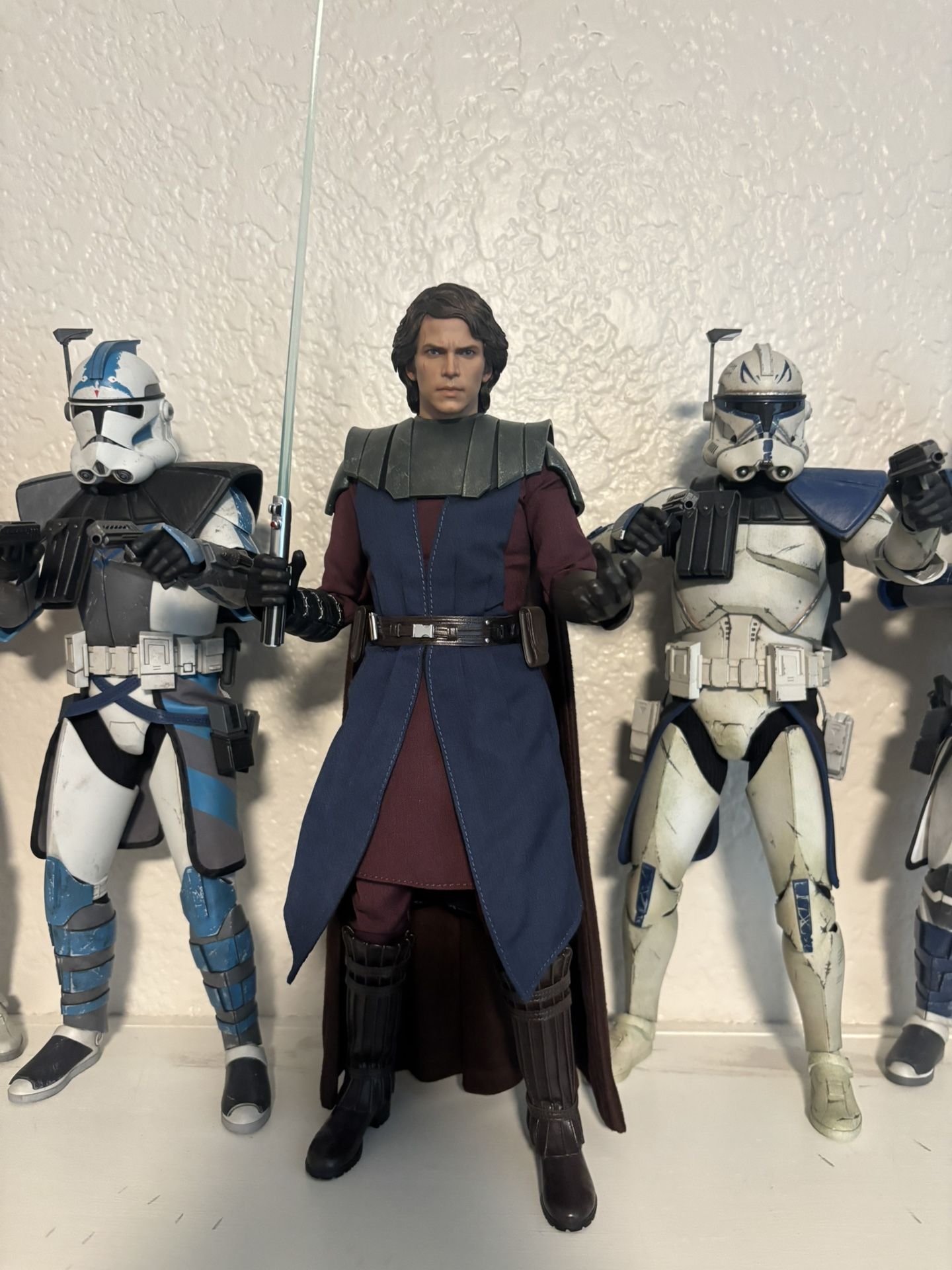 Hot Toys Anakin Skywalker Clone Wars