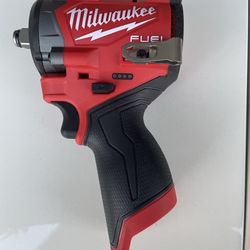 Milwaukee M12 FUEL 1/2" Stubby Impact Wrench,