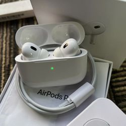 *Send Best Offer* Apple AirPods 2nd Generation
