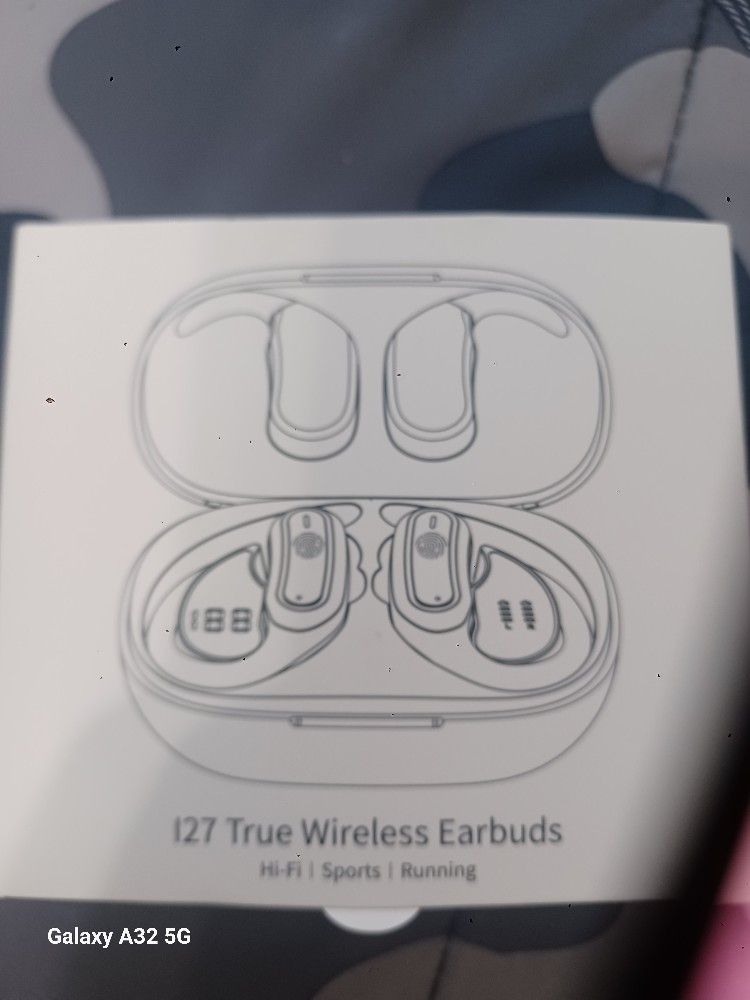 Earbuds