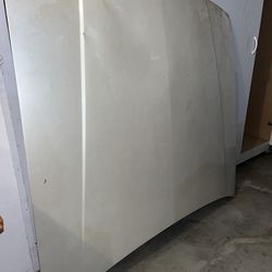 OEM 1997 Cadillac 4.6L V8 Hood – [White] – Good Condition