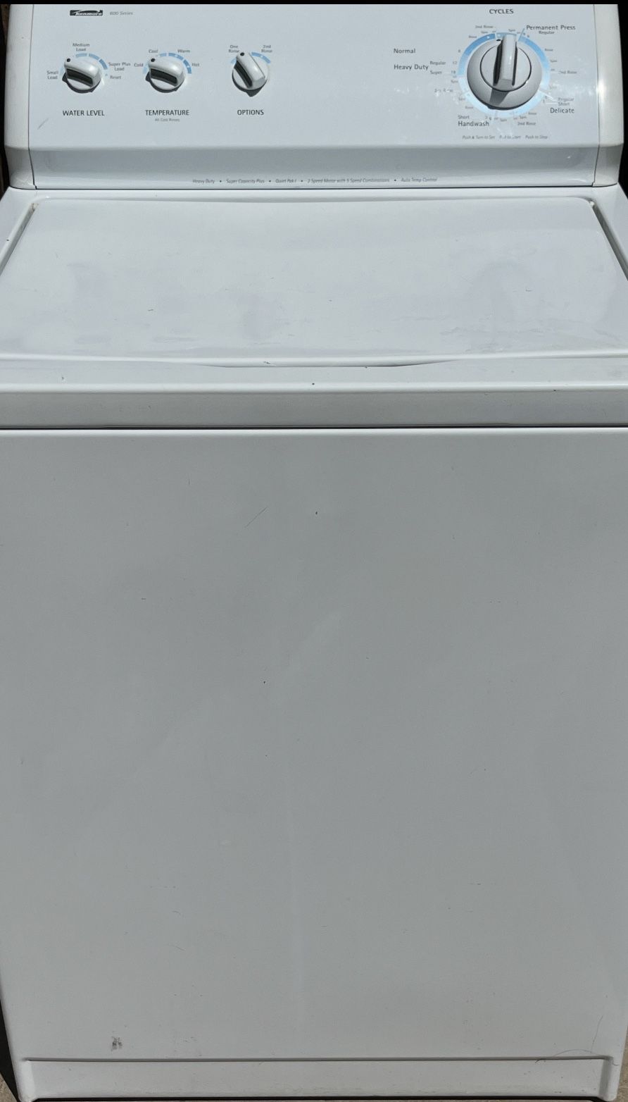 KENMORE 600 WASHER IN EXCELLENT CONDITION