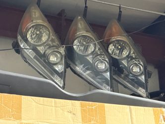 PARTS FOR 2010 Honda Odyssey Headlights