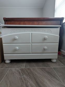 Storage chest
