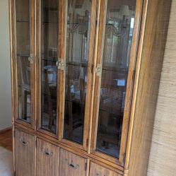 Drexel Heritage Accolade China Cabinet 