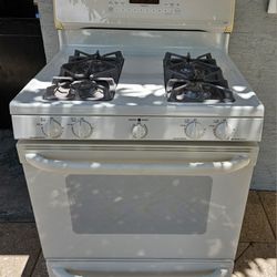 Gas Stove In Good Condition $300