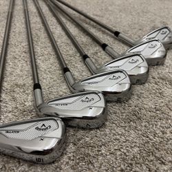 Callaway Elyte X RH Iron Set (5-PW, +0.5”)