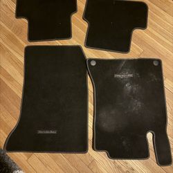 OEM Mercedes-Benz CLA 250 Carpet Floor Mats – Black – Like New