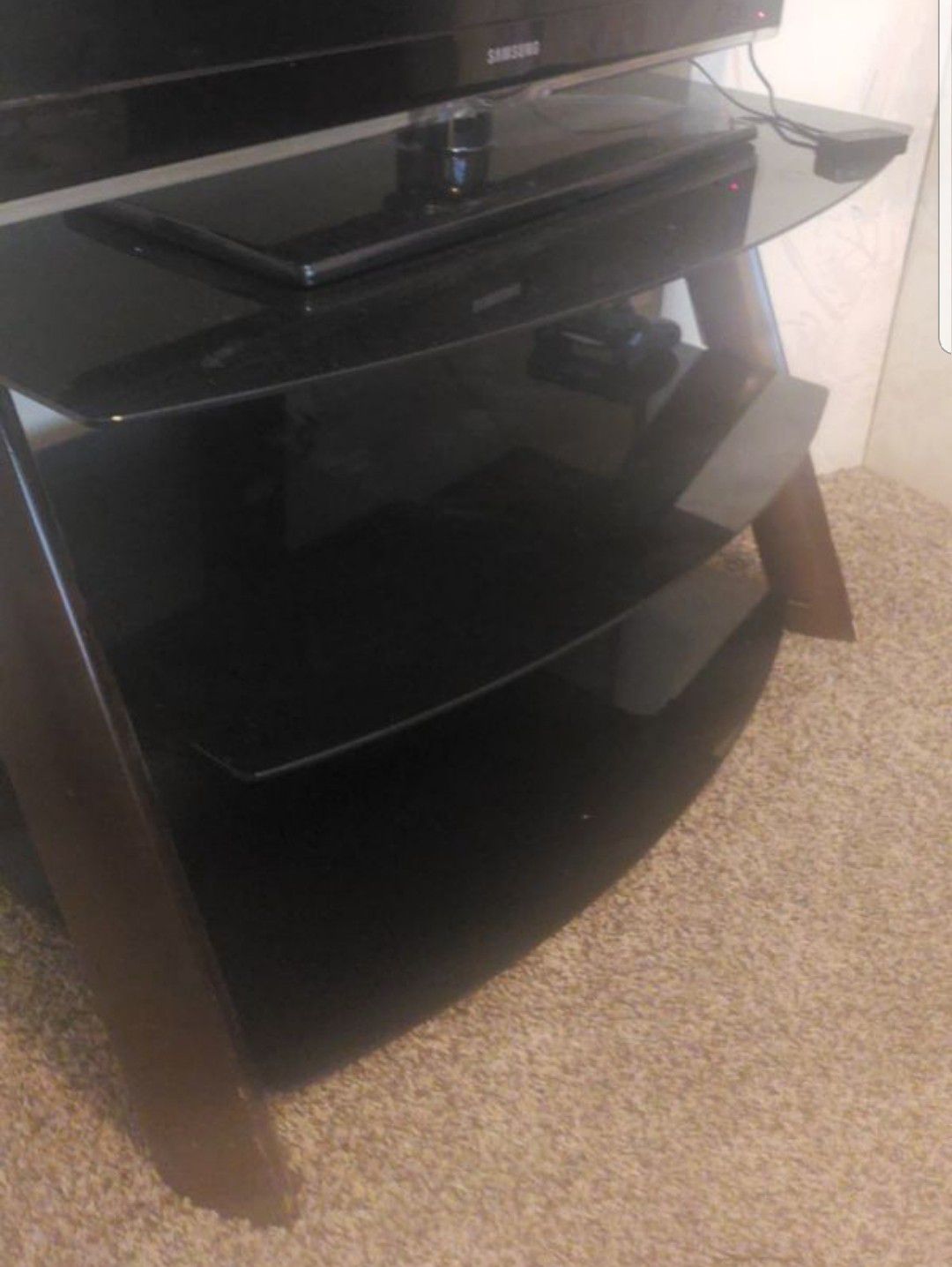 TV stand up to 50 inch