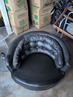 Swivel chair