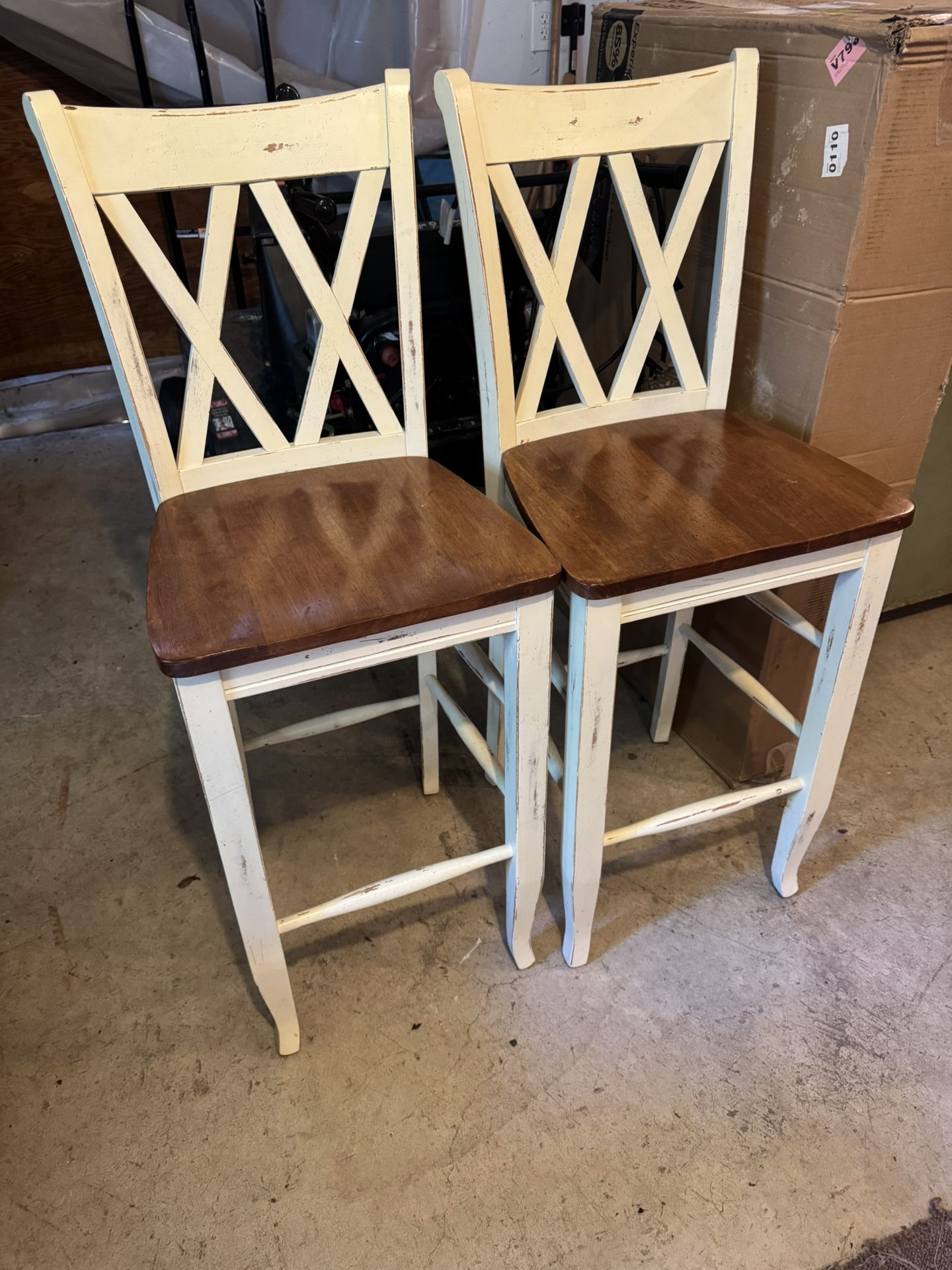 Solid Wood Off White Bar Stools