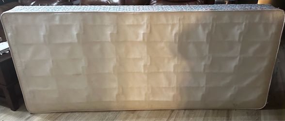 2 Free twin size box spring