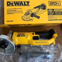 New grinder DeWALT