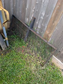 Metal Cargo Rack
Sturdy metal cargo rack. 60"x23"
$100 OBO