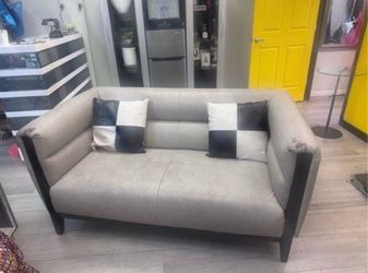 Free couch