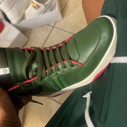 Gucci Shoes 10+