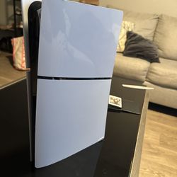 PS5 Digital w/ controller AND Charger 