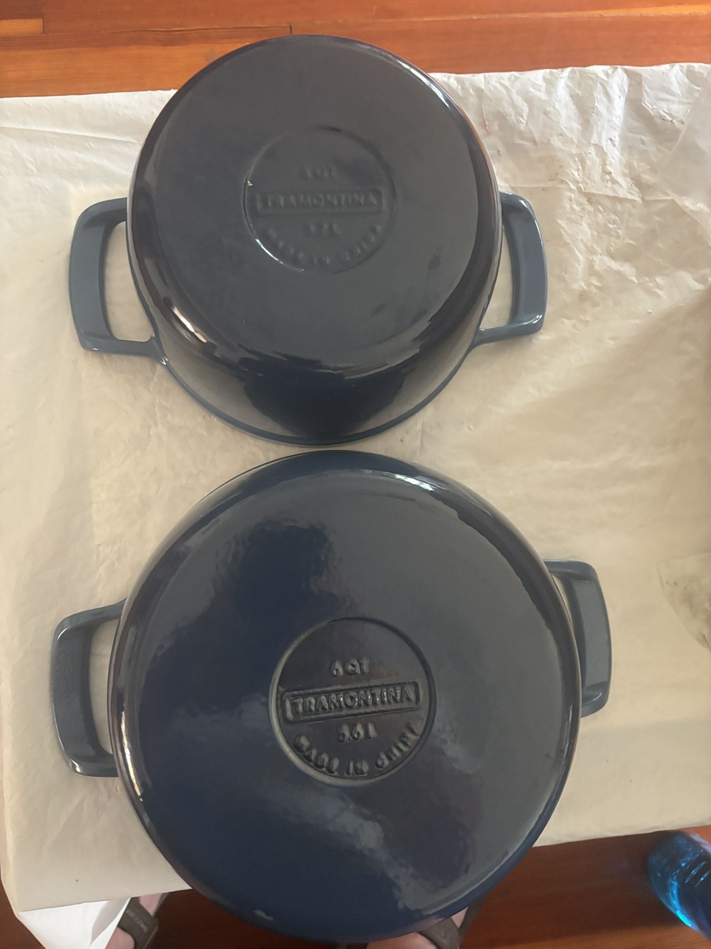 2Tramontina Dutch Ovens Used Slightly $60.00