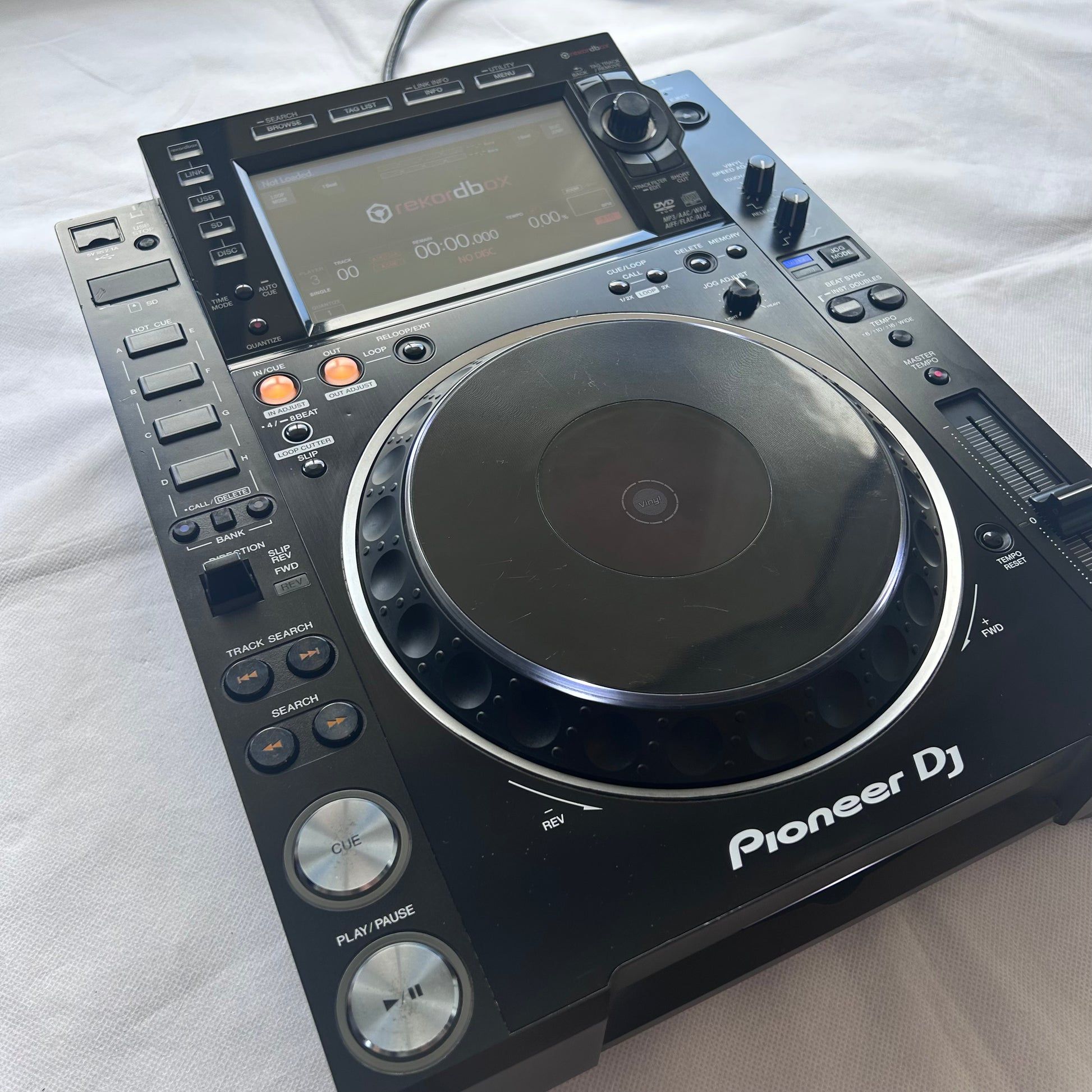 Pioneer CDJ 2000 NXS2