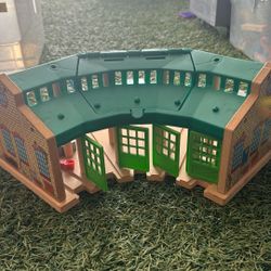 Thomas The Train Depot - Wooden Tidmouth Sheds