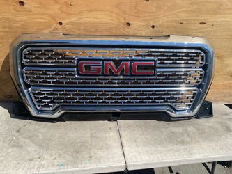 2019-2022 front grille GMC Sierra 1500 Denali  OEM. Chrome.
