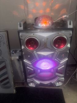 Bluetooth stereo great for parties inside or out loud