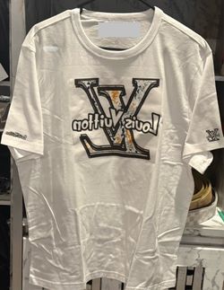 Brand new Mens 100% cotton t shirt with arm tag