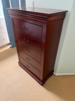 Chest drawer