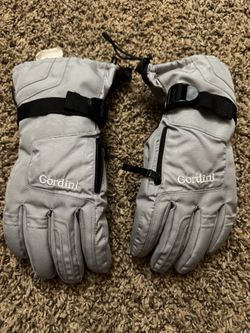 Snow Gloves