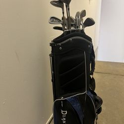 Spalding Golf Clubs and Cougar Golf Bag 